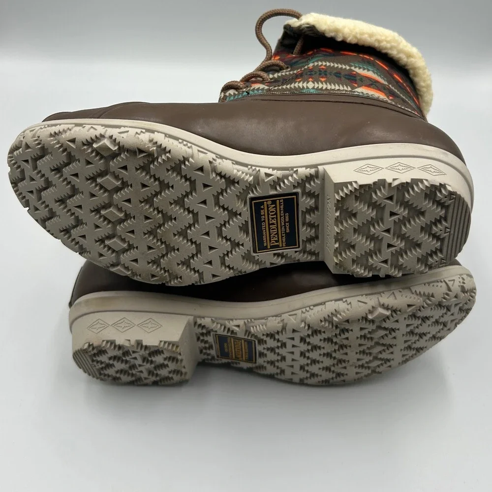 Pendleton Brown Rubber Duck Boots Southwestern‎ Print Shearling Lined Size 6 NEW